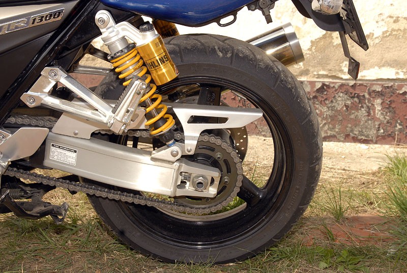 Yamaha XJR 1300: akademicka jazda (test)