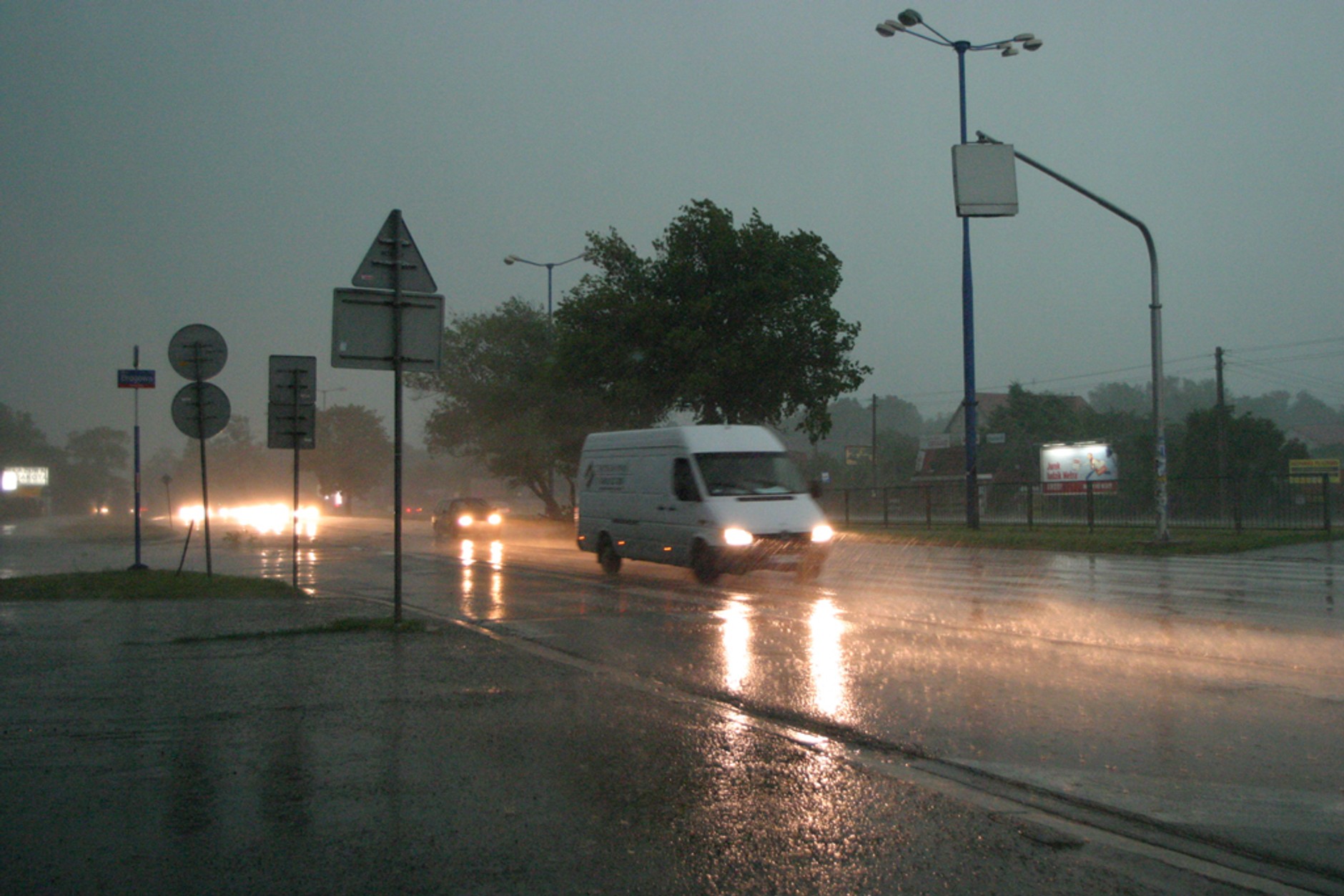 Aquaplaning - Lekceważone zagrożenie