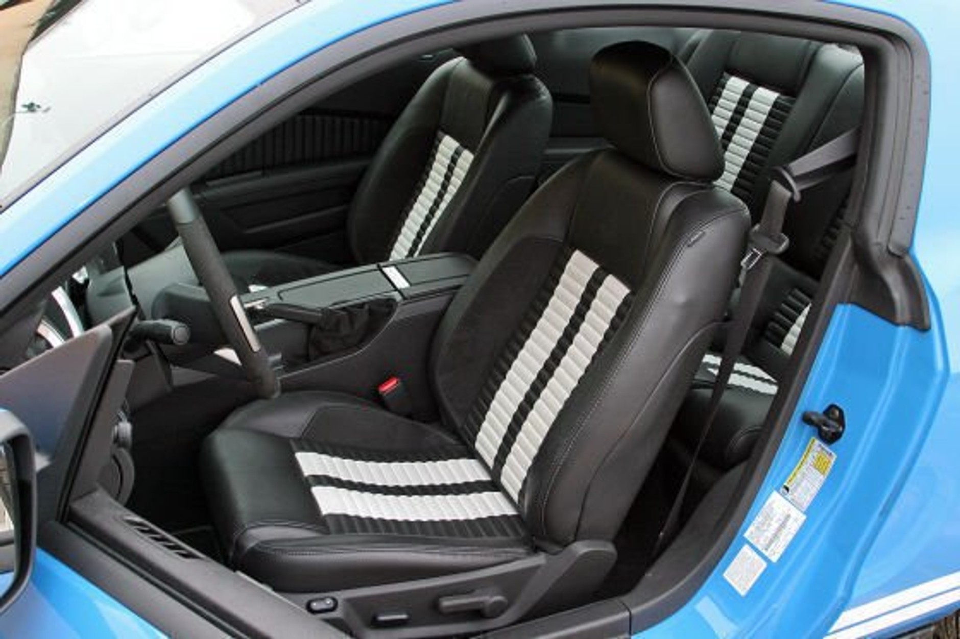 Camaro kontra Challenger i Mustang - V8 po tuningu wiele potrafi