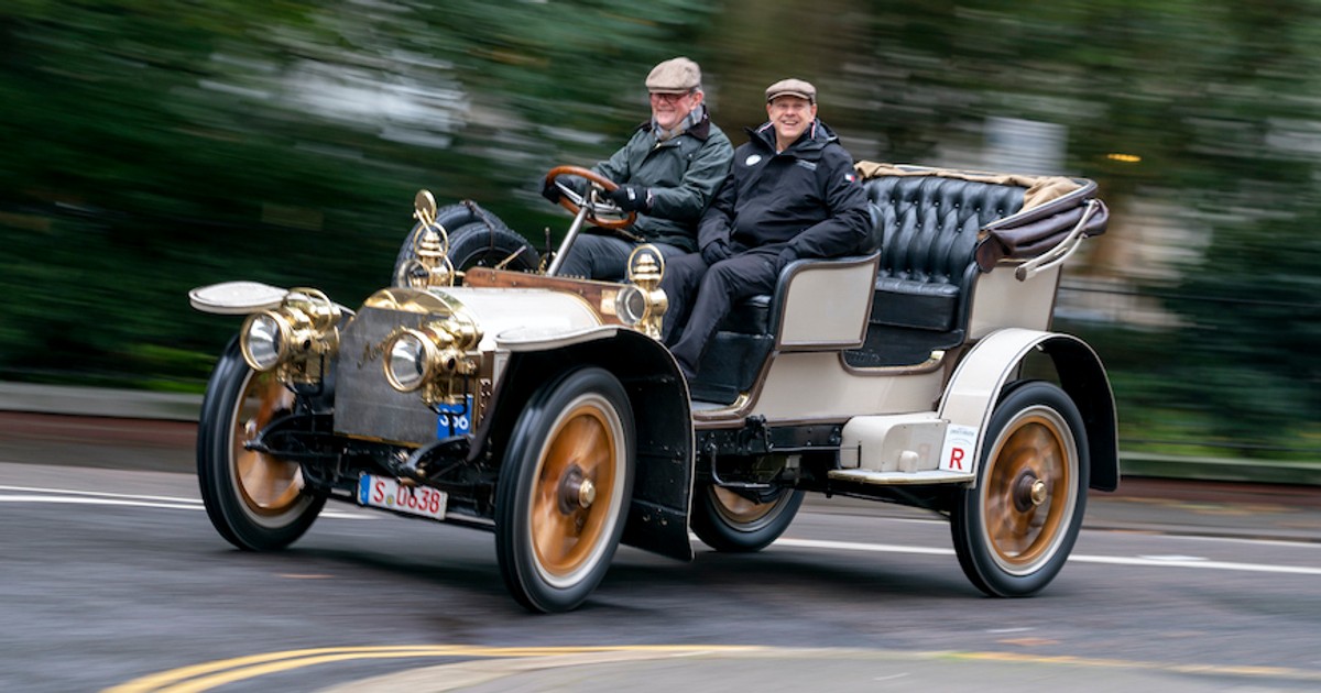 Mercedes Simplex 28/32 z 1904 r.