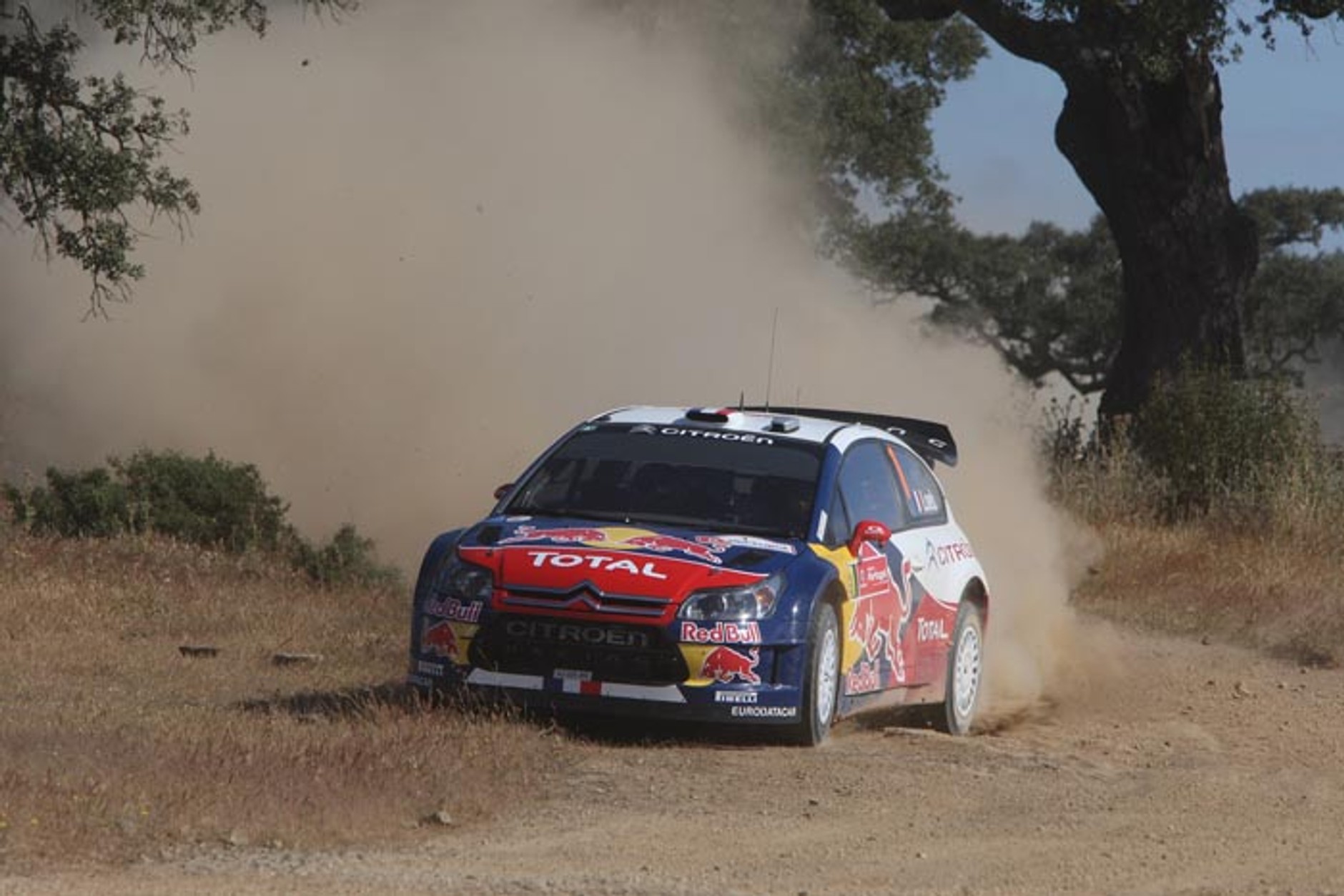 Rajd Portugalii 2010: dominacja Citroena, Kościuszko trzeci (2. etap, wyniki, galeria Willy Weyens)