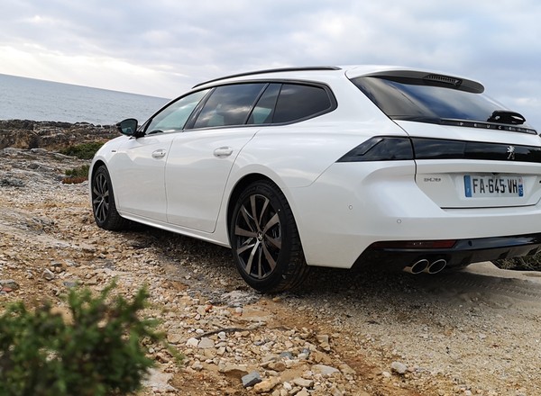 Peugeot 508 SW BlueHDi 160 EAT8 – najpierw styl, potem kombi | TEST