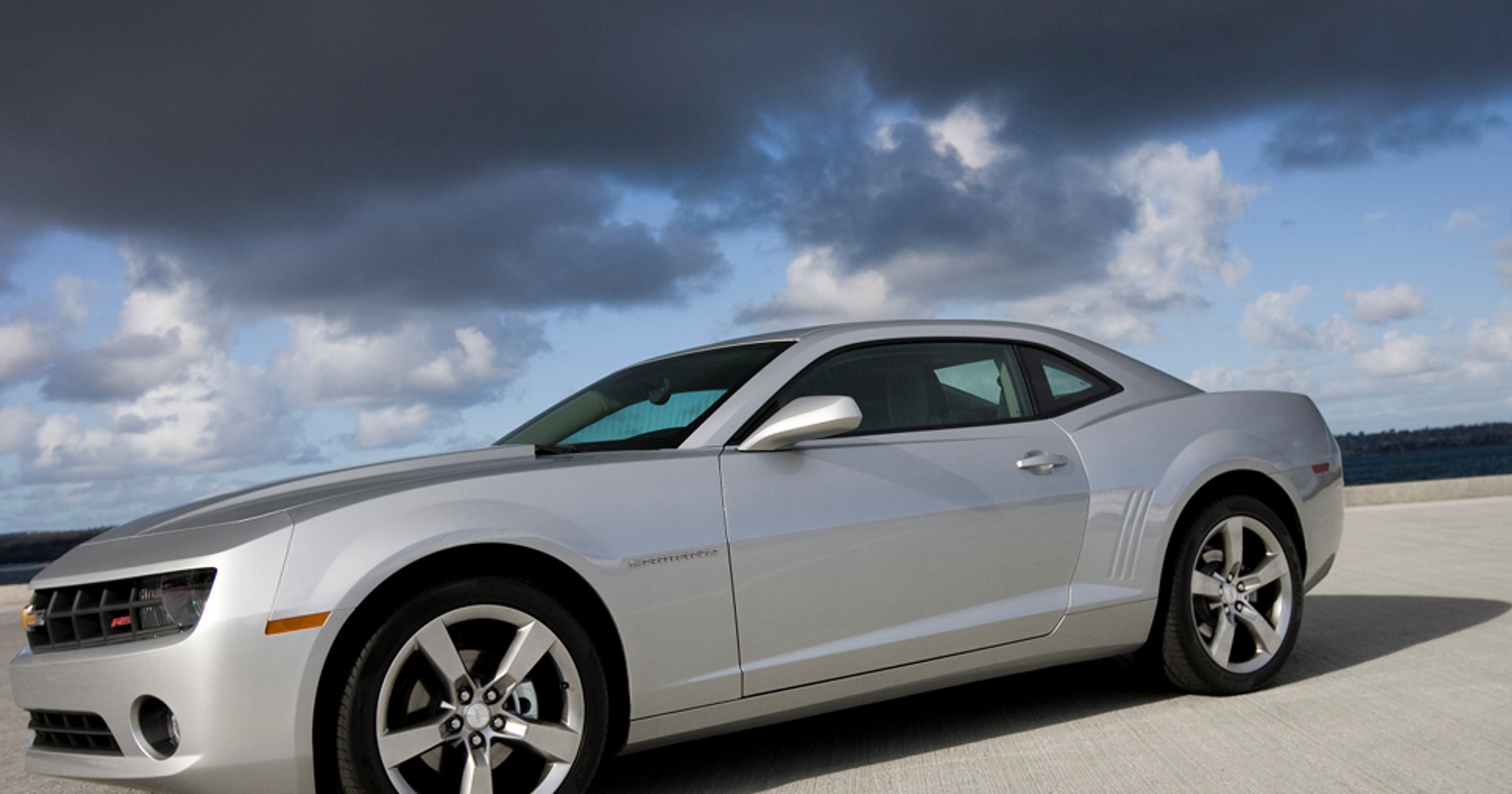 Chevrolet Camaro wjeżdża do Polski