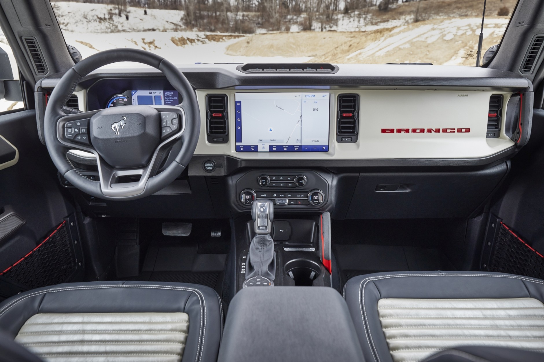 Papieski Ford Bronco