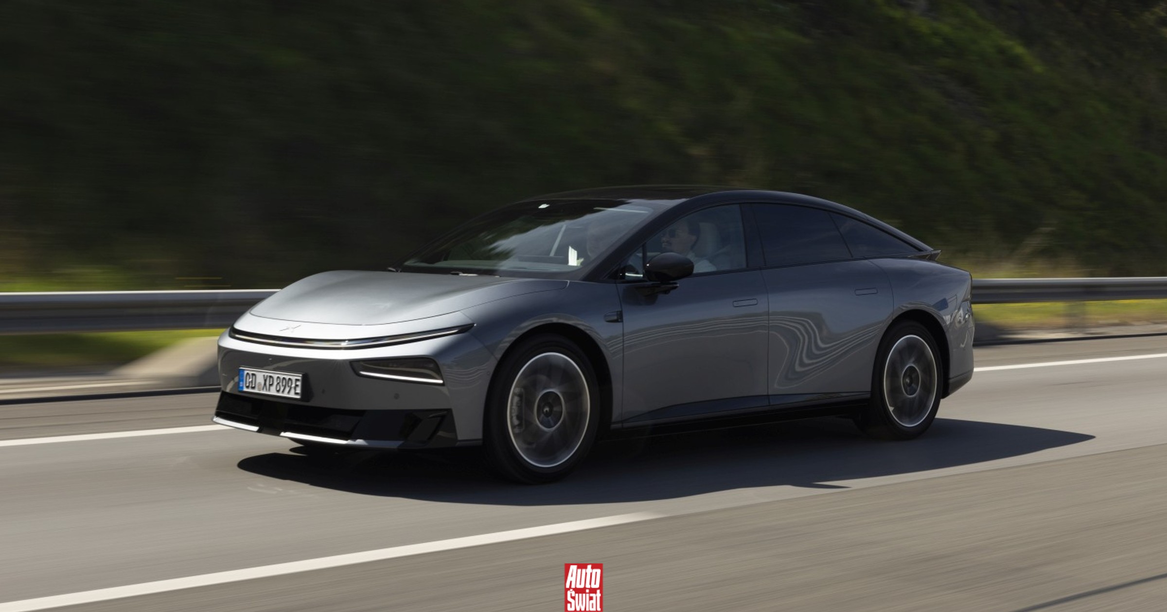 Naładował się szybciej, niż zebrałem szczękę z podłogi. Xpeng P7+ kompromituje Teslę