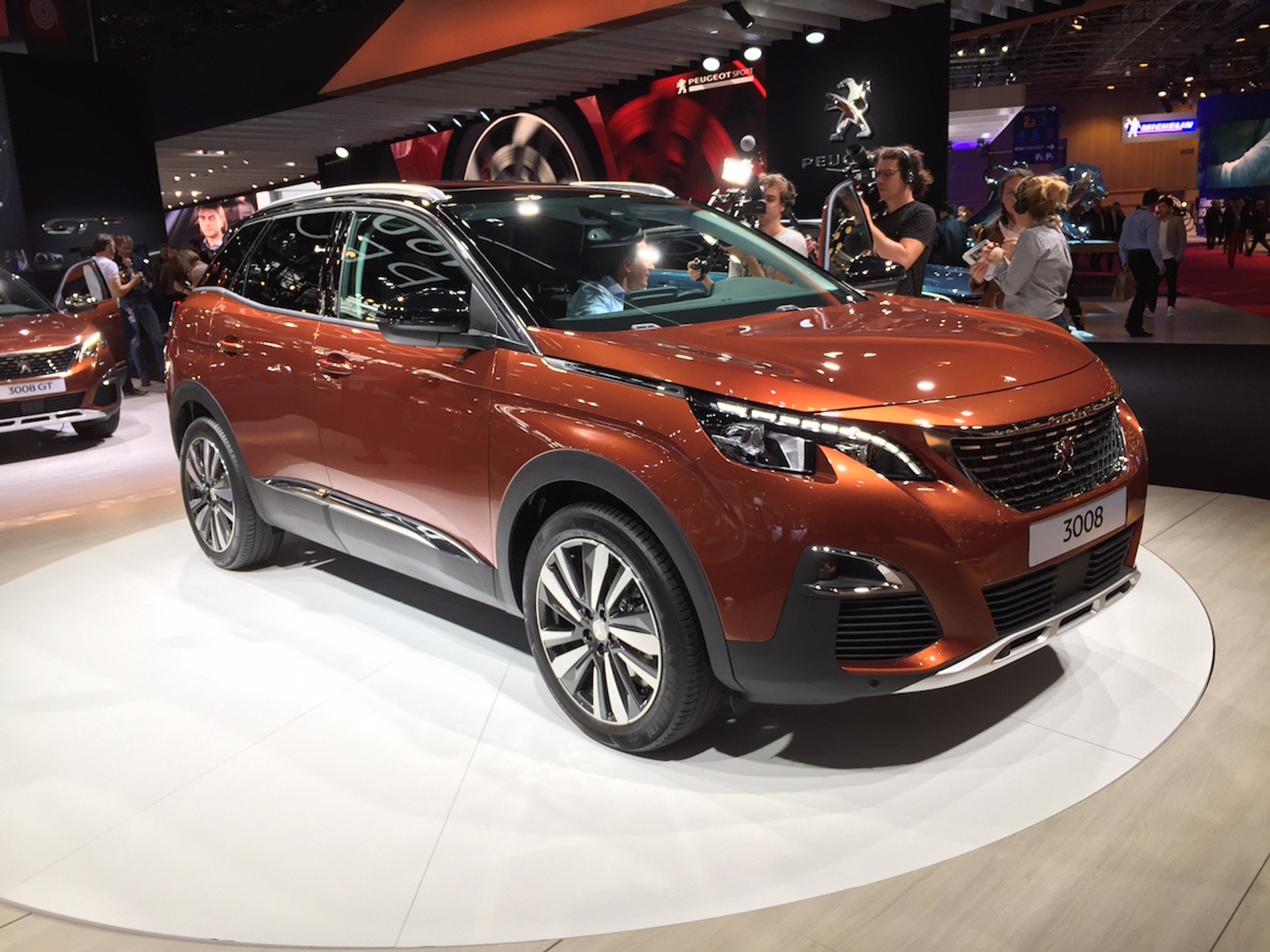 Michelin na salonie samochodowym w Paryżu