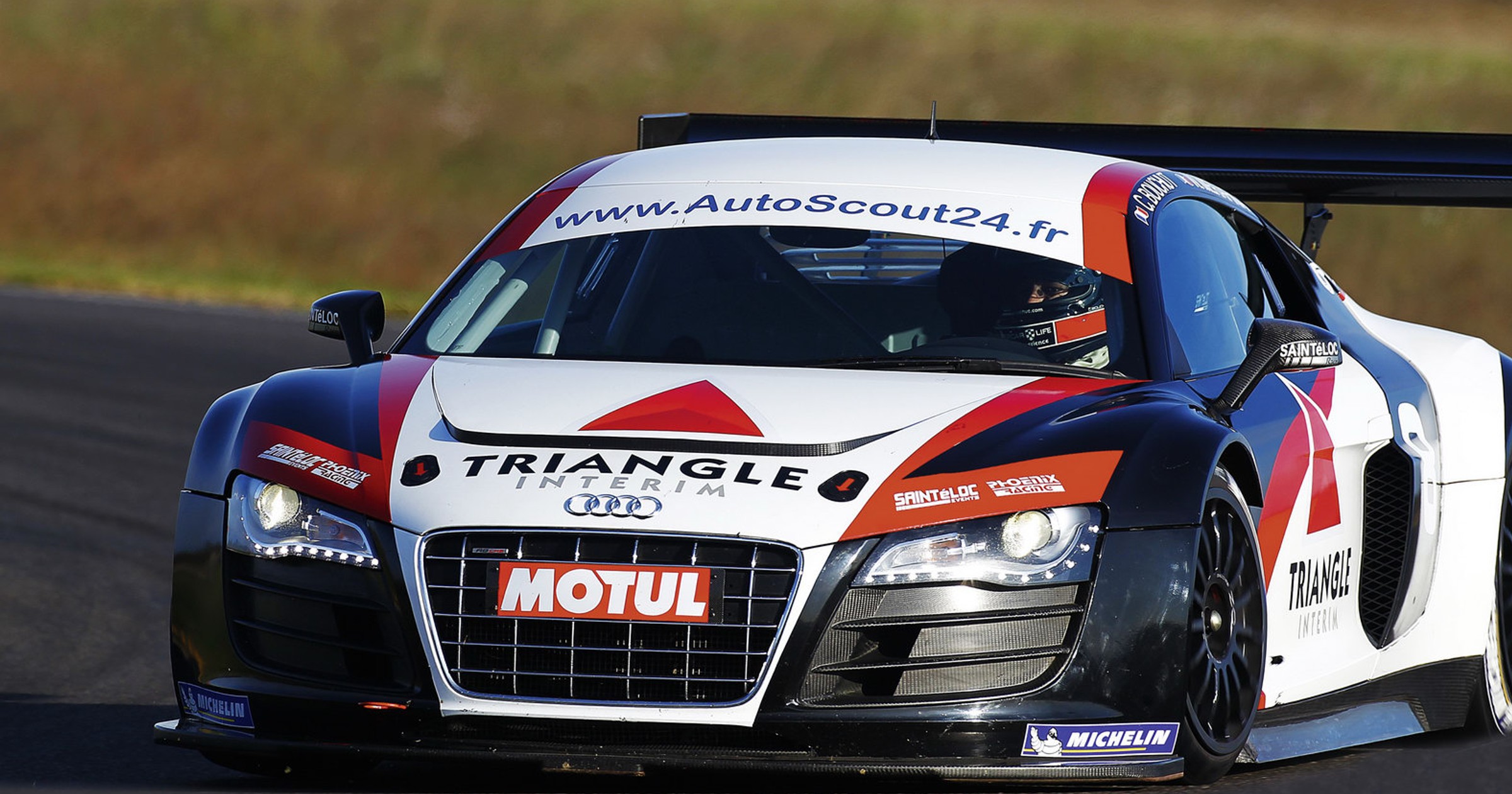 7 Audi R8 LMS wystartuje na Nürburgringu
