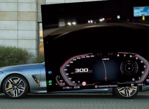 Kolejny pirat drogowy w BMW jeździ po autostradzie 300 km/h. Kolejny "szybki, ale bezpieczny"?