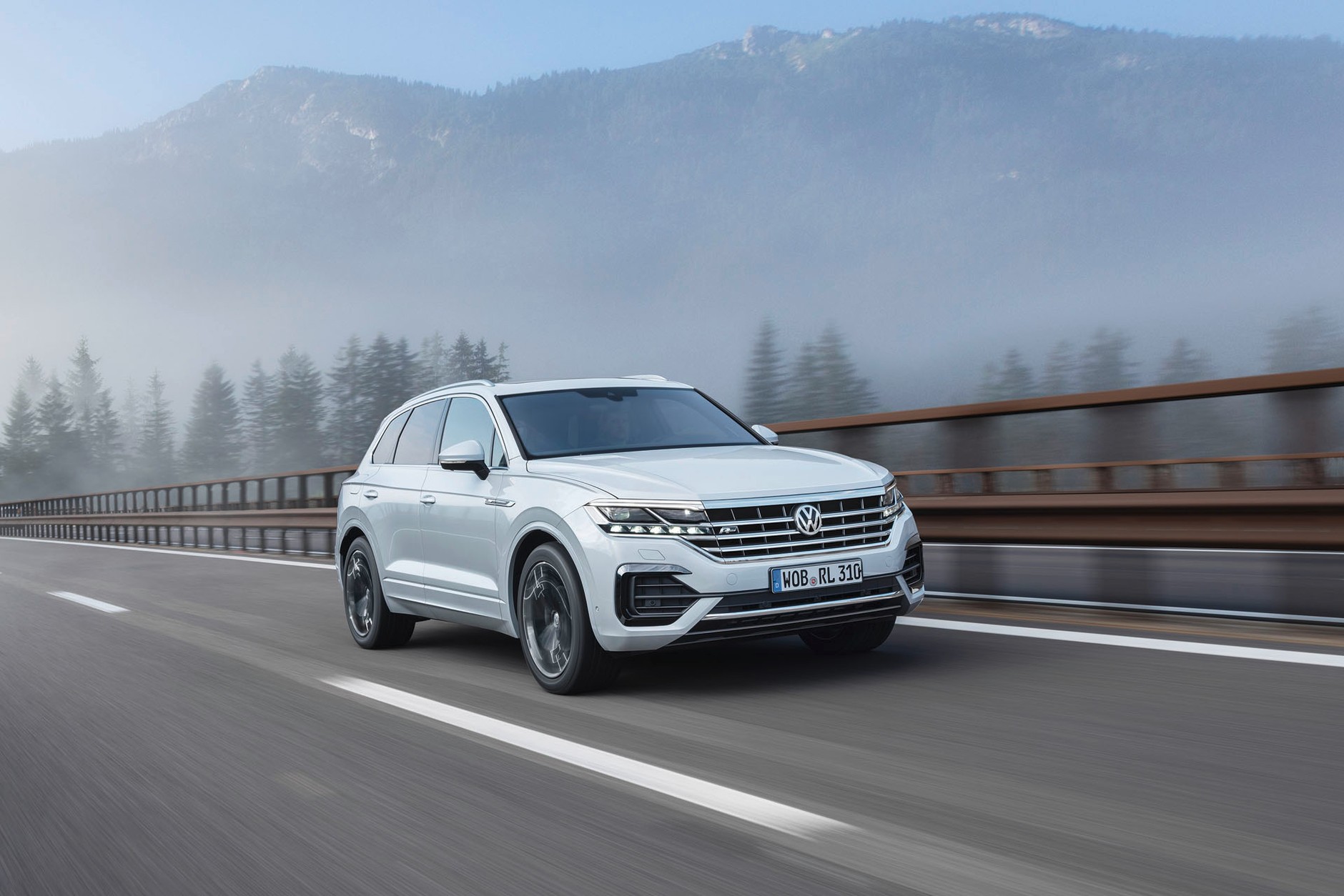 Volkswagen Touareg - bardziej limuzyna niż terenówka