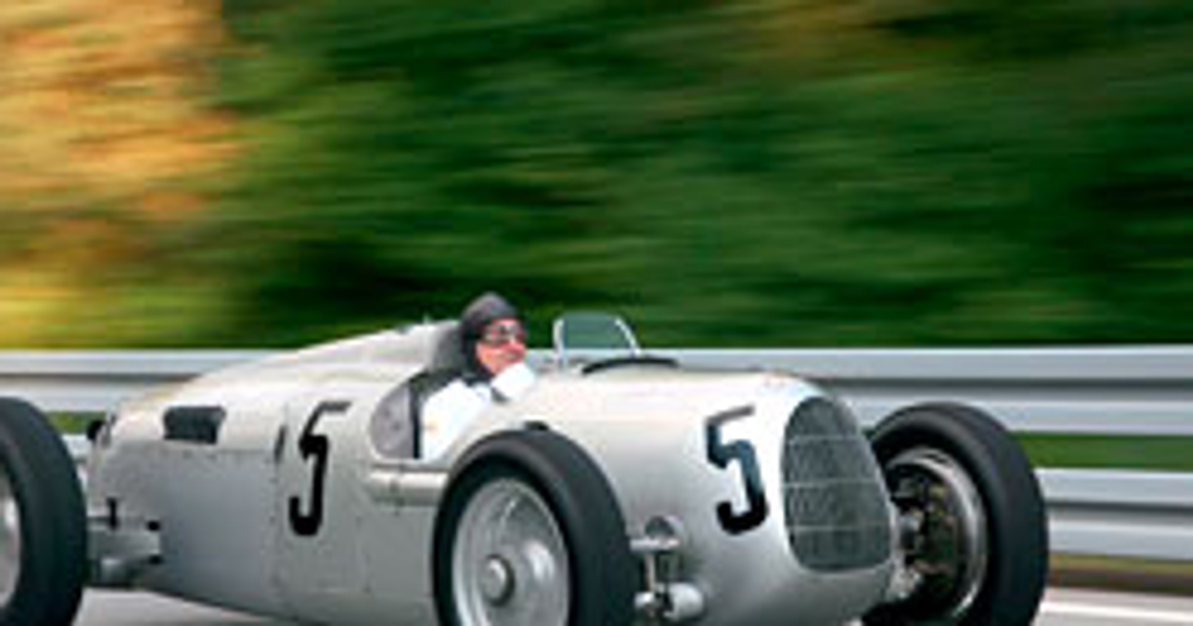Auto Union: srebrne strzały z czterema kołami mają 75 lat