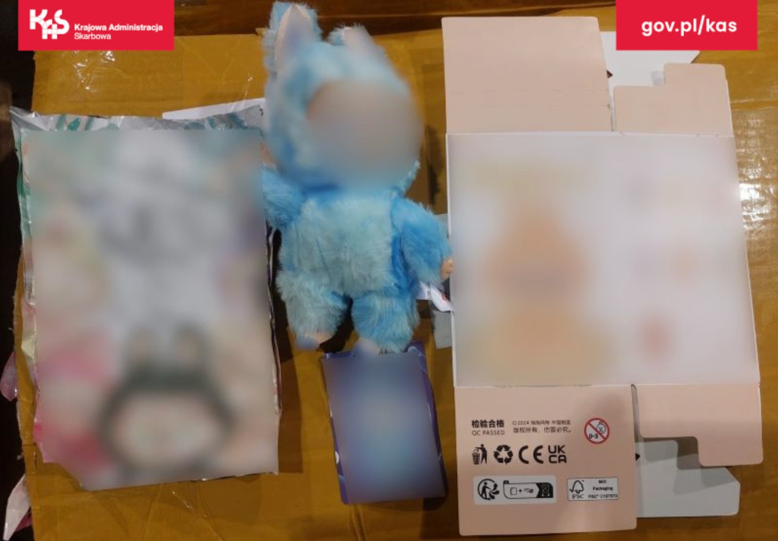 Część znalezionych maskotek była oryginałami, ale część to podróbki