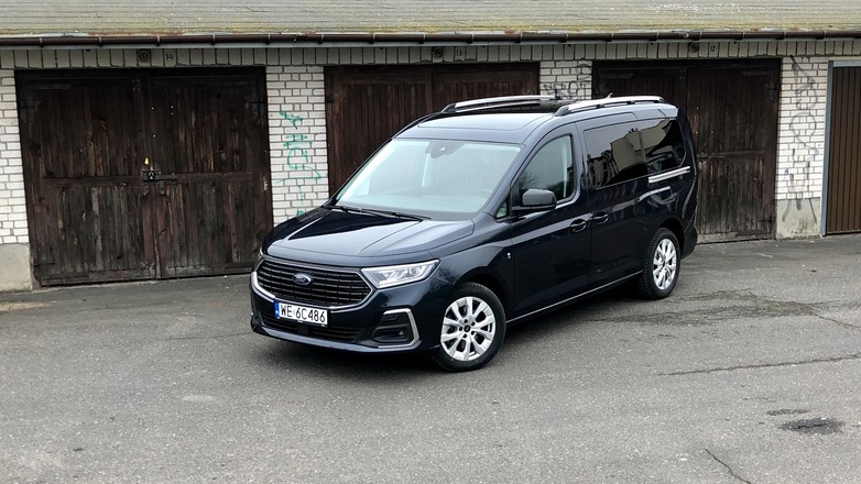 Ford Grand Tourneo Connect 1.5 Ecoboost Titanium