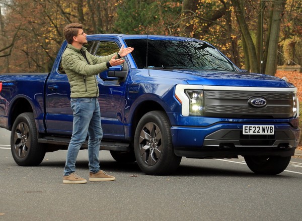 Ford F-150 Lightning. Amerykanie muszą na niego czekać trzy lata, ja już nim jeździłem