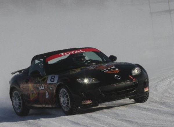 Mazda MX-5 Ice Race 2011, czyli wyścig na lodzie!