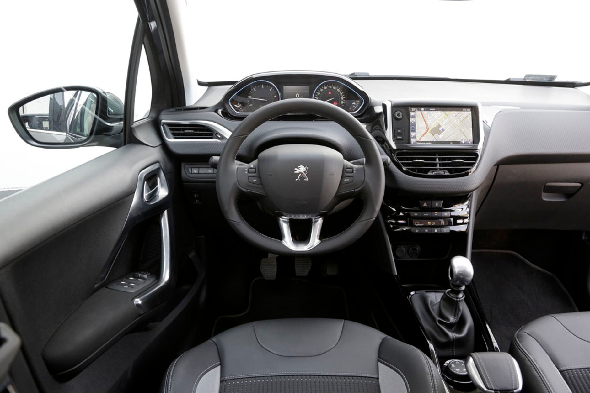 Honda HR-V kontra Peugeot 2008 - praktyczne i stylowe miejskie crossovery