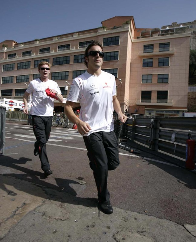 Grand Prix Monaco 2007: dziewczyny, gwiazdy filmu i F1 fotografował Jiří Křenek