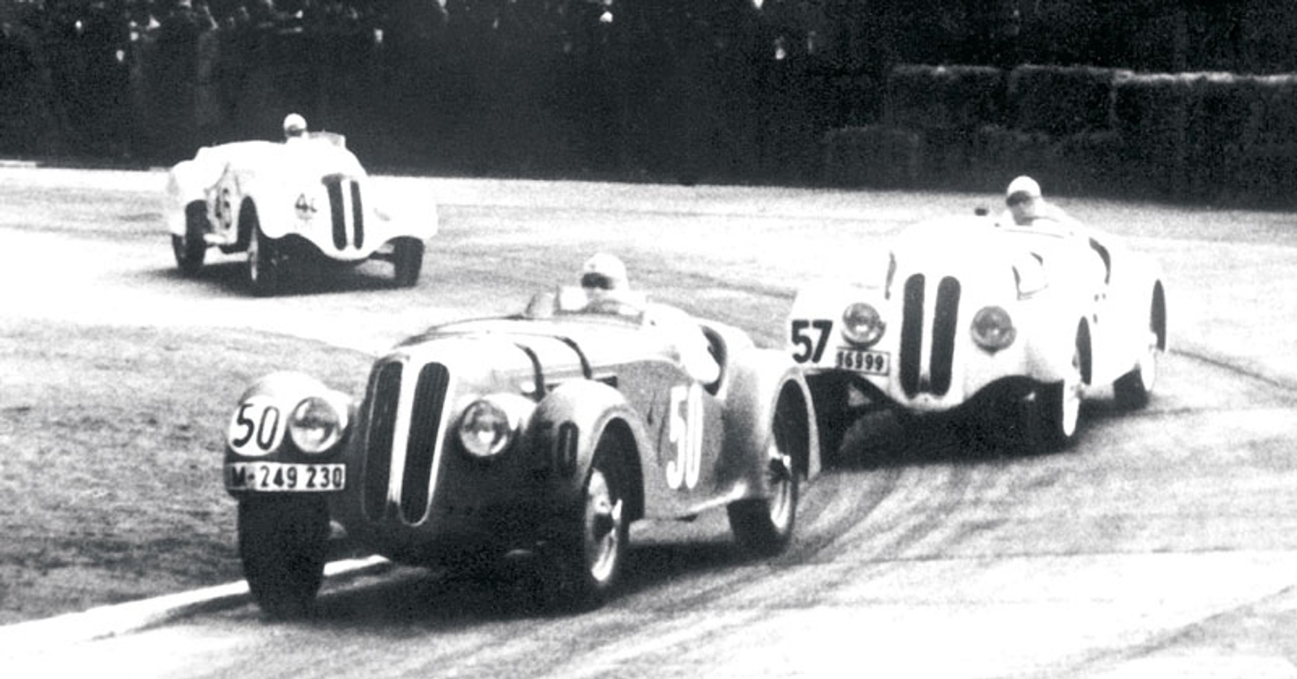 BMW: 75 lat roadsterów