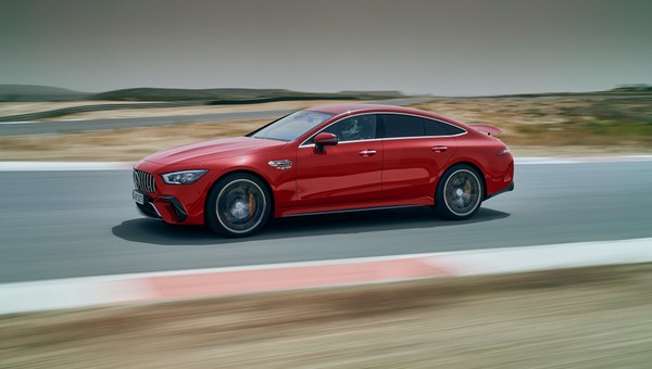 Pierwsza hybryda od AMG. Spokojnie, pod maską siedzi V8 