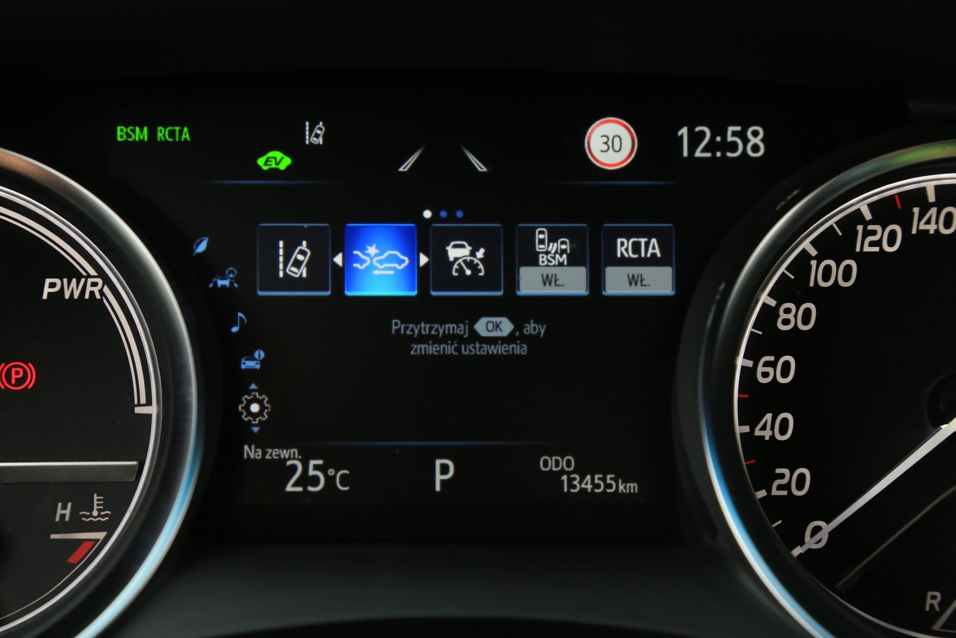 Toyota Camry 8. generacja FL 2021