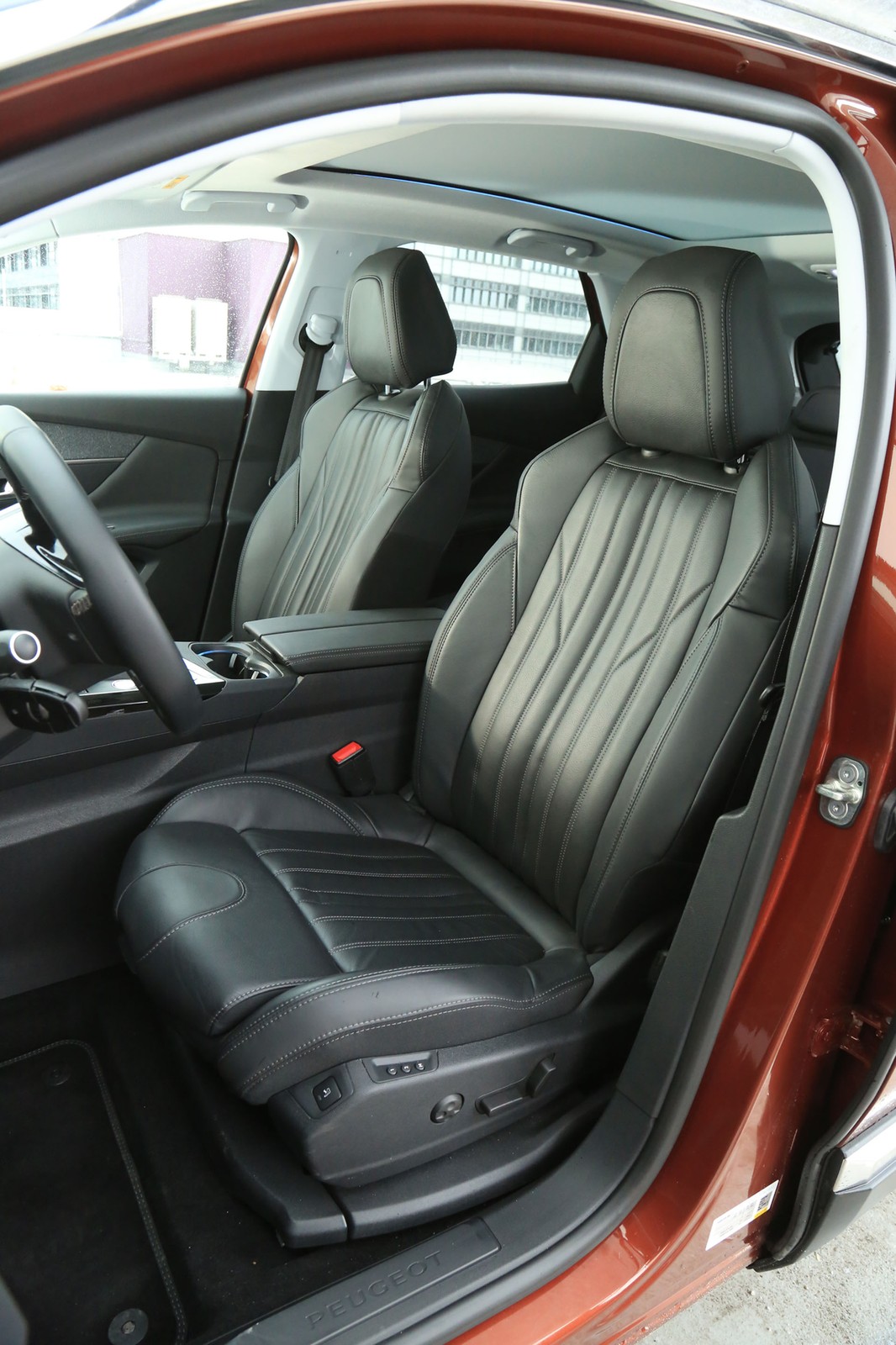 Peugeot 3008 - SUV inny niż wszystkie