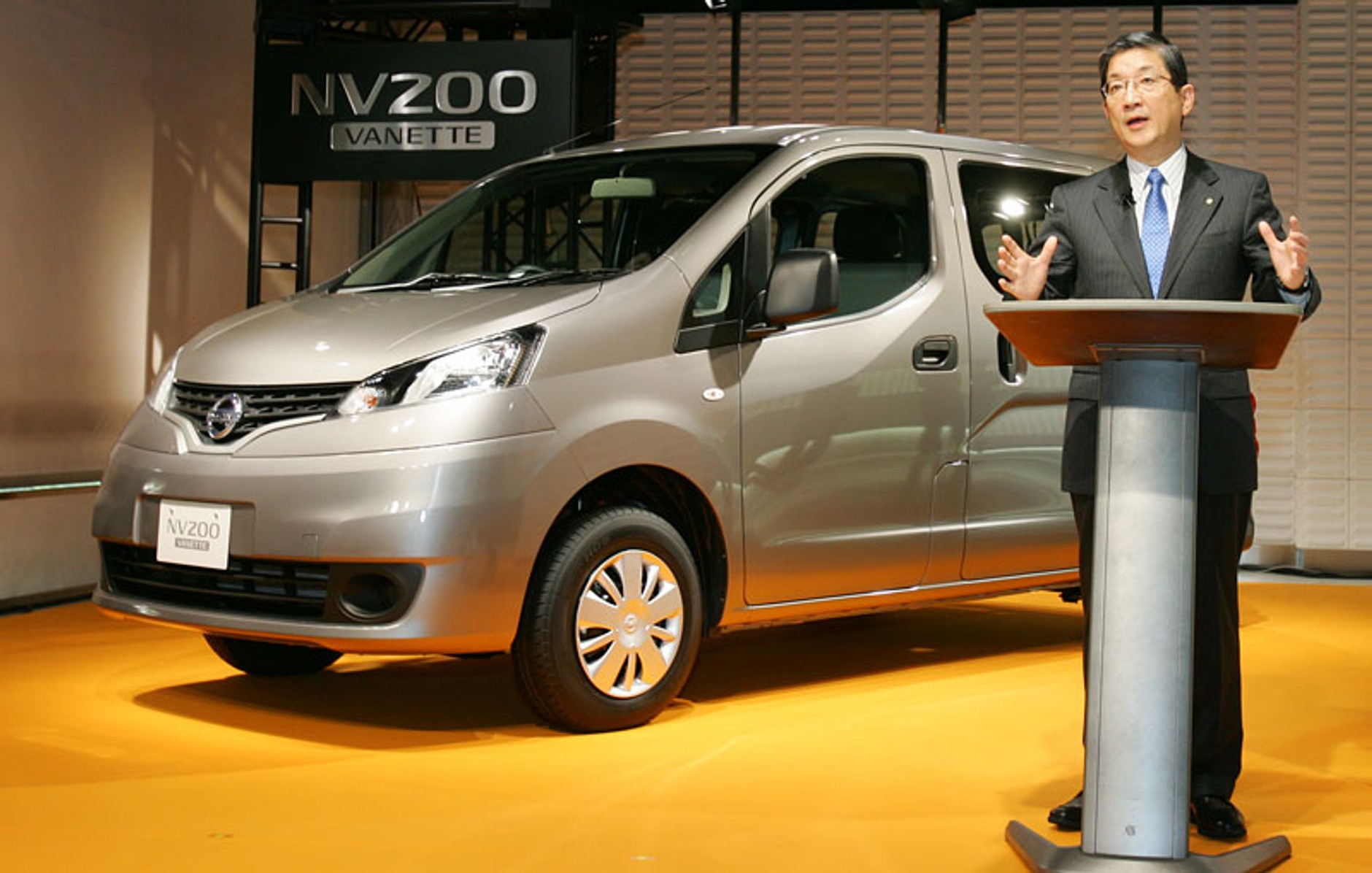 Nissan NV200 Vanette: rozpoczęto sprzedaż w Japonii