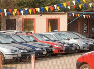 Raport: Polacy jeżdżą jednymi z najstarszych aut w Europie