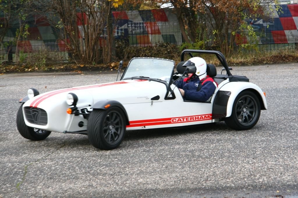 Caterham - Fotorelacja z polskiej prezentacji kultowego sportowca