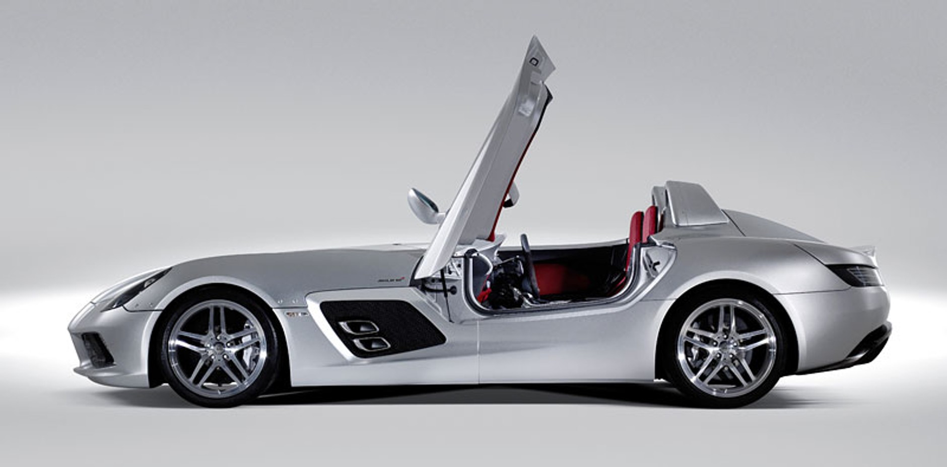 Mercedes-Benz SLR: koniec produkcji, ostatnia edycja Striling Moss