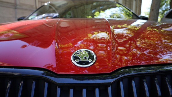 Ponad 1,7 mln. różnych modeli marki Skoda musi w najbliższym czasie trafić do serwisów. Niektóre z nich dopiero co wyjechały z salonów. 