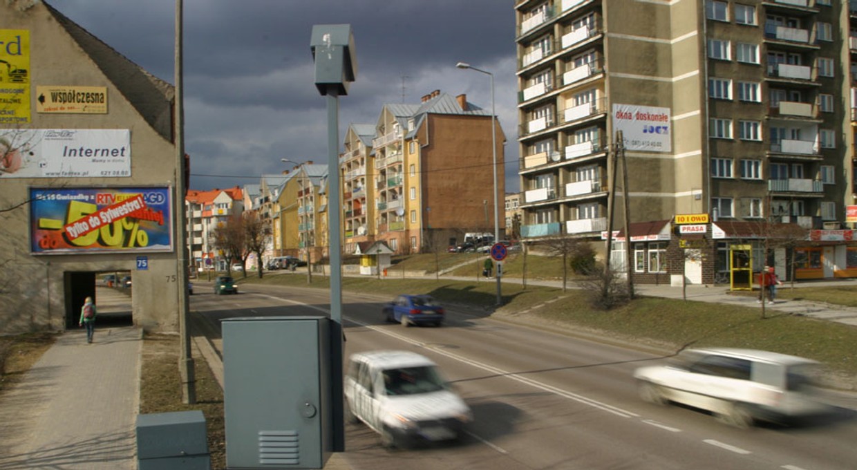 Mandat z fotoradaru! Zobacz jak tego uniknąć
