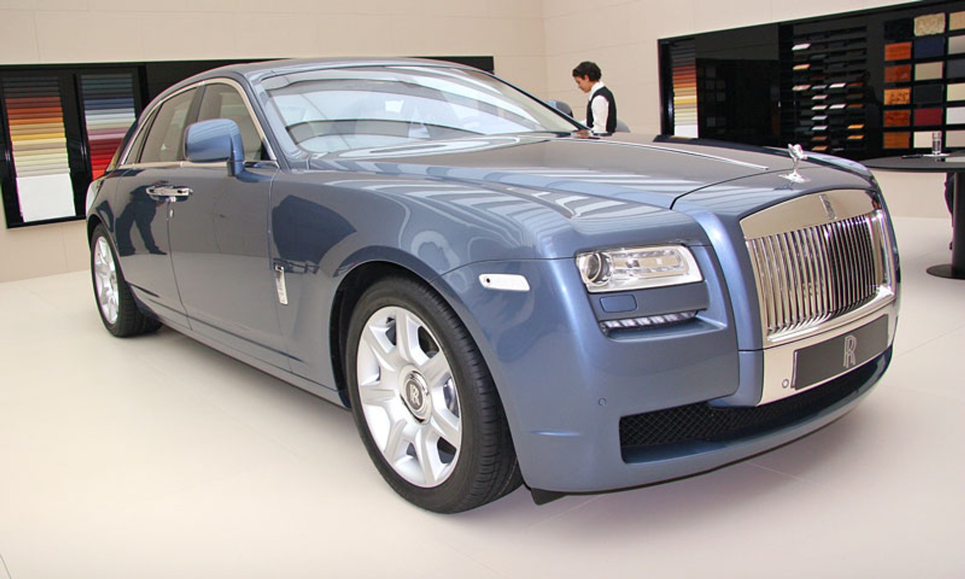 IAA Frankfurt 2009: Rolls-Royce Ghost – pierwsze wrażenia (fotogaleria)