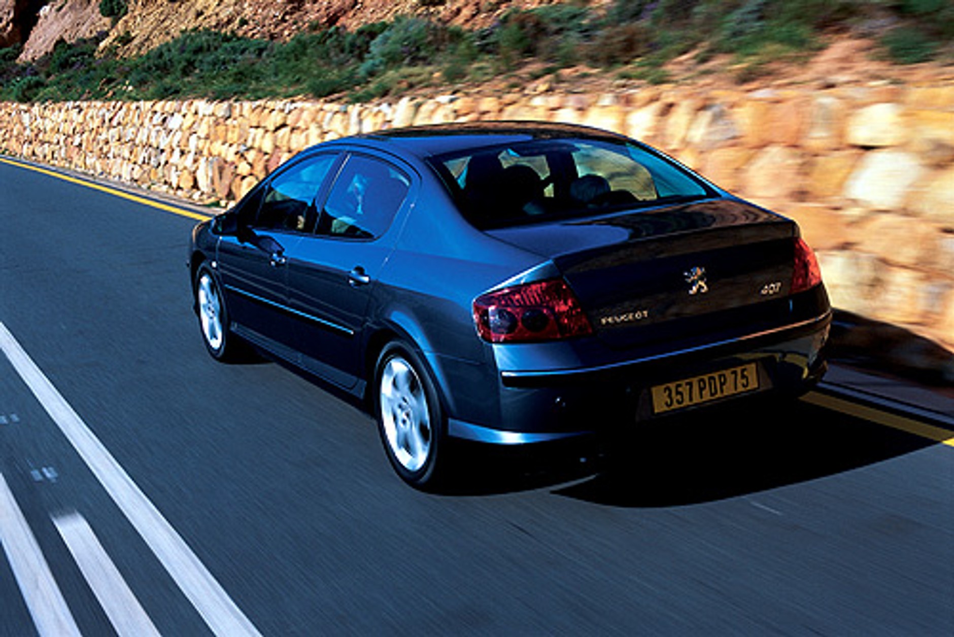 Peugeot 407 - pierwsza odsłona