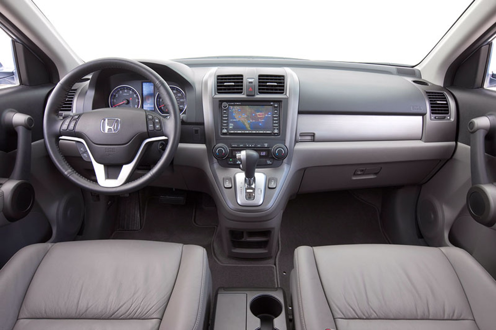 Honda CR-V: Modernizace vzhledu a nový motor 2.2 i-DTEC se samočinnou převodovkou