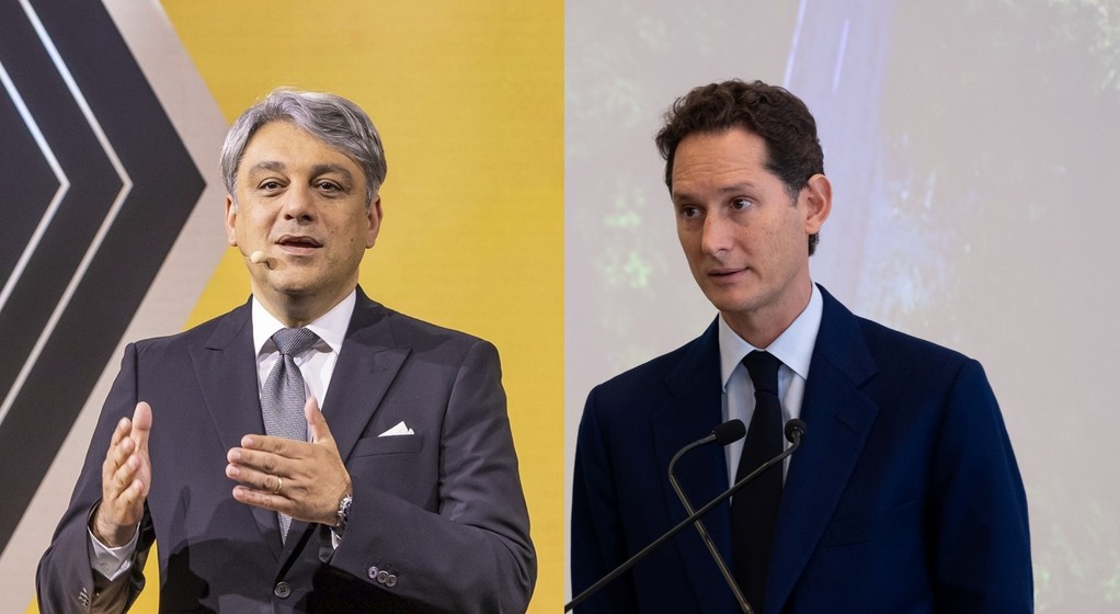 Prezes Renault Group Luca de Meo (po lewej) i prezes Stellantis John Elkann