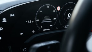 Przejechał elektrycznym Porsche już ponad 188 tys. km