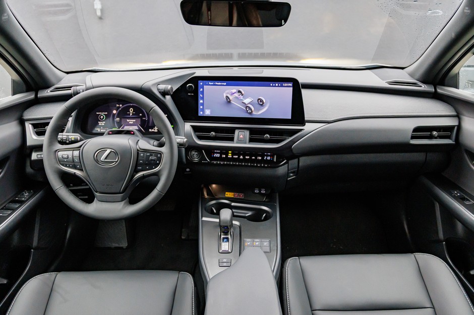 2024 Lexus UX300h
