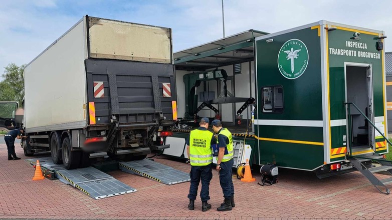 Inspekcja ITD. Stan techniczny tej ciężarówki wołał o pomstę do nieba