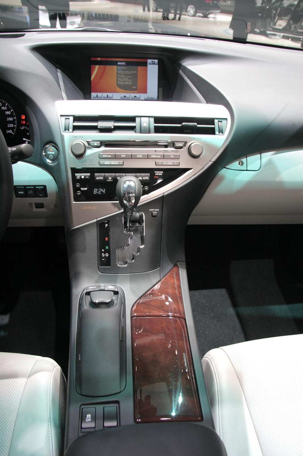 Genewa 2009: Lexus RX 450h – pierwsze wrażenia