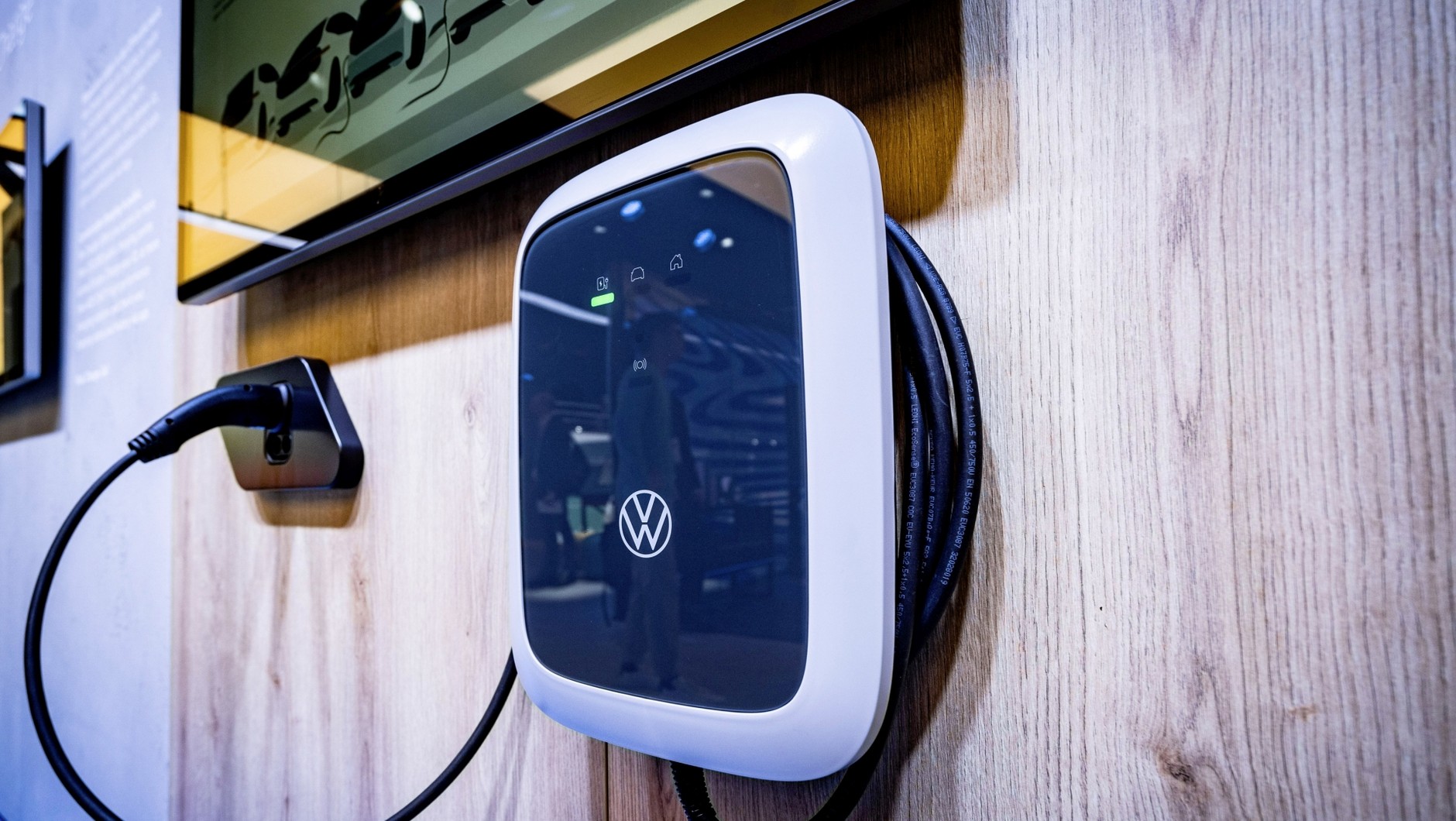 Ładowarka Volkswagen wallbox ID. Charger