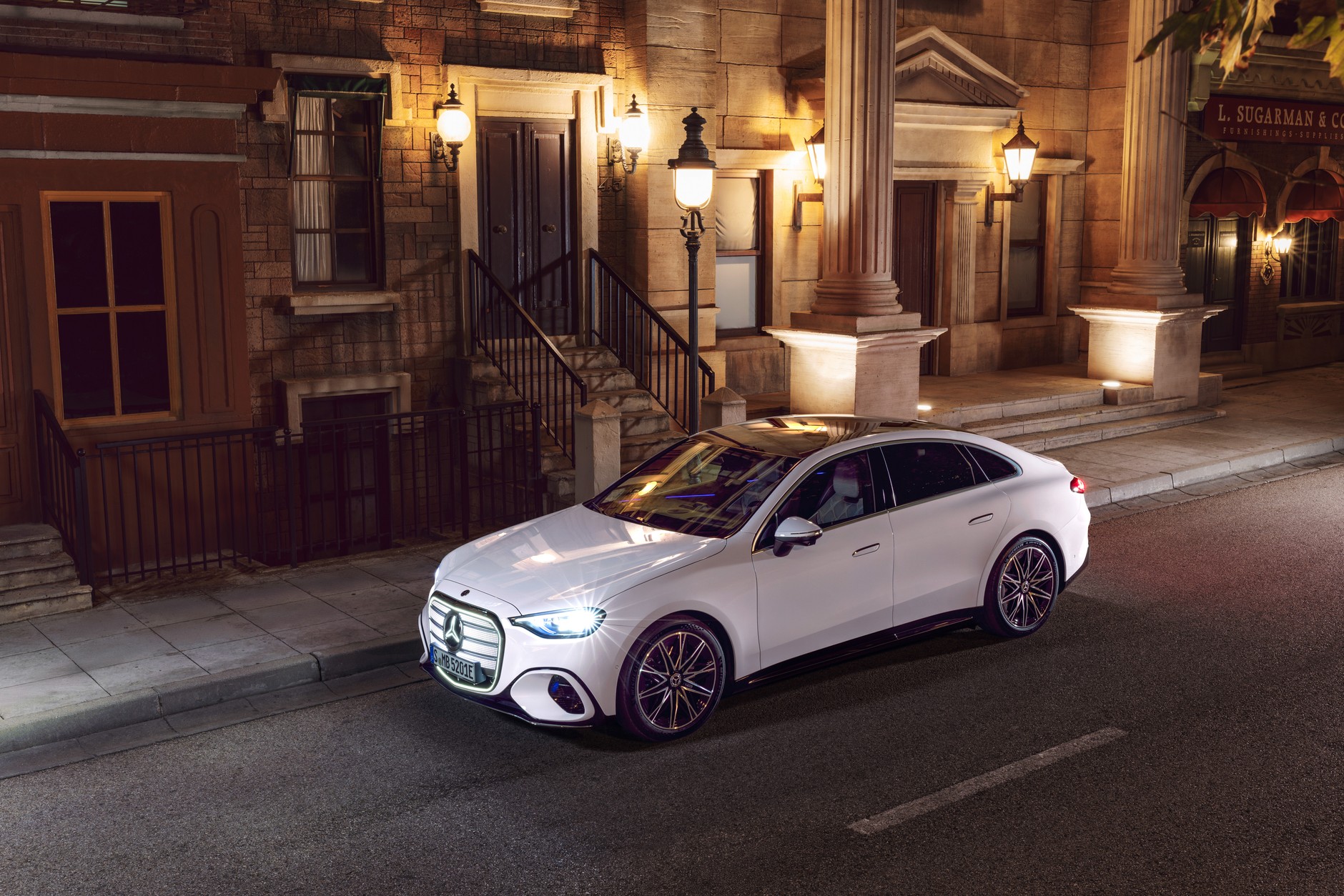 Mercedes‑Benz Klasy C 400 4MATIC Electric 2026