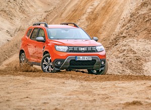 Dacia wystartuje w Dakarze. Za kierownicą zasiądzie legenda rajdów