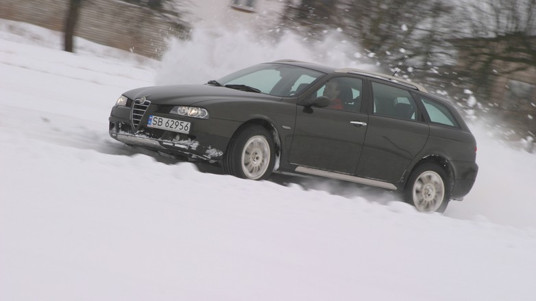 Top 5 – niedrogie używane kombi z wyższym prześwitem