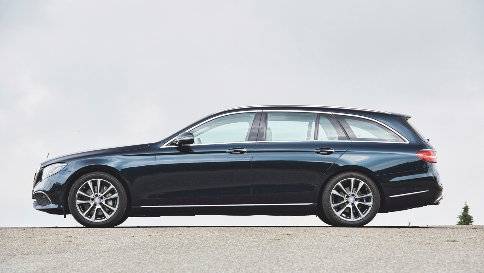 Flota marzeń - Audi A6, Mercedes klasy E, BMW serii 5 i Volvo V90