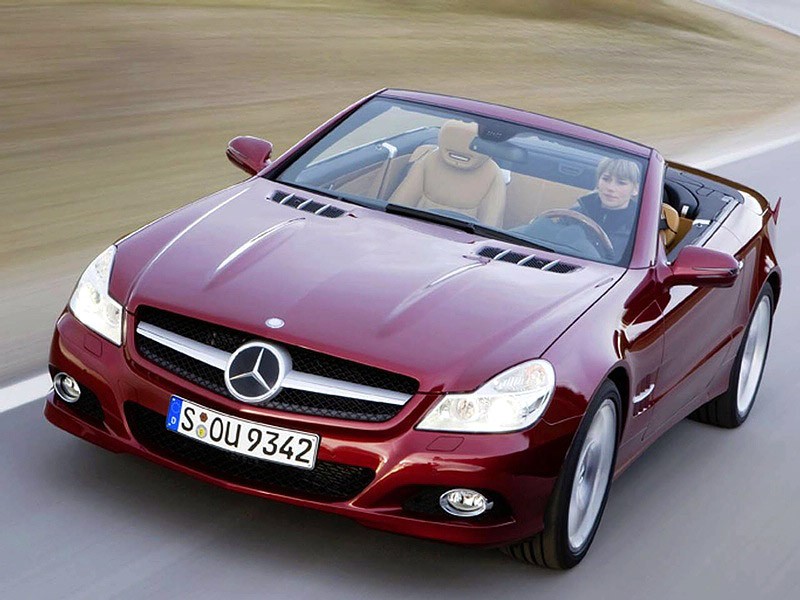 Mercedes-Benz SL – radykalna zmiana na drugą połowę cyklu modelowego