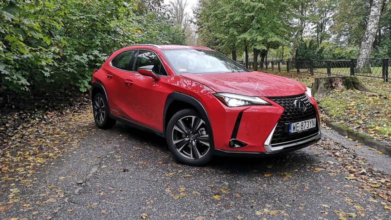 Lexus UX