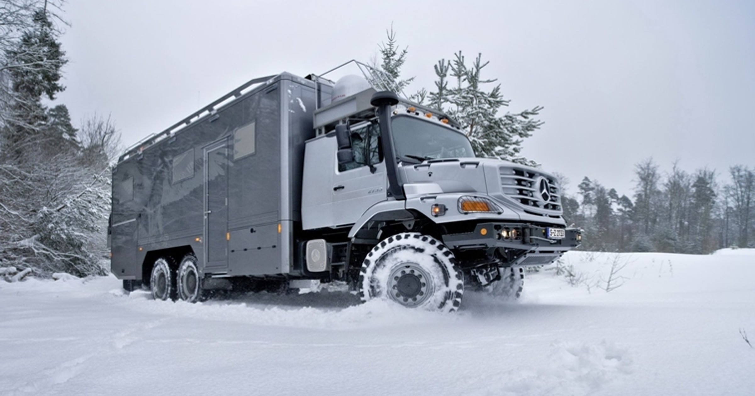 Mercedes dla dwóch bogatych Mongołów