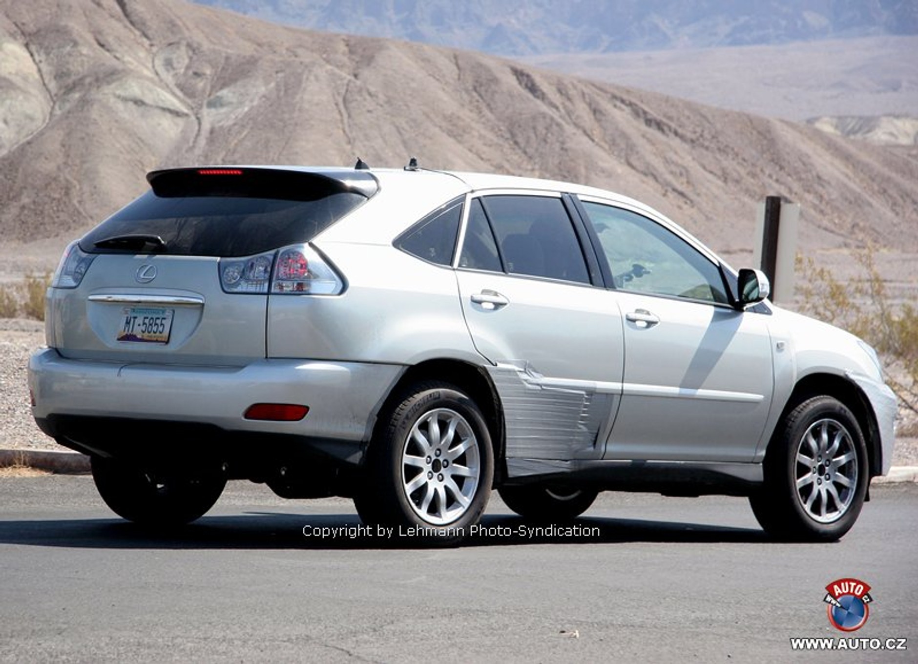 Zdjęcia szpiegowskie: Nowy Lexus RX 350 w roku 2009