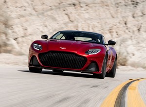 Aston Martin DBS Superleggera – super GT o mocy 715 KM