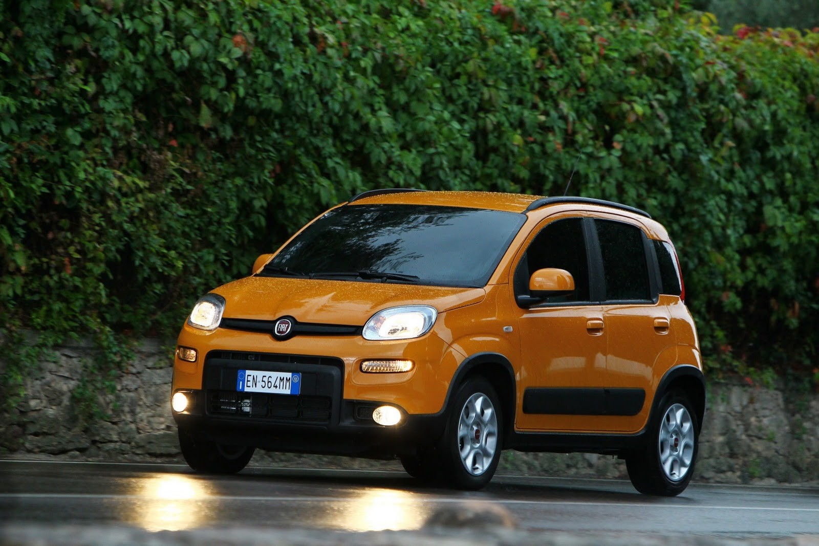 Fiat Panda 4x4 i Panda Trekking wkraczają na rynek