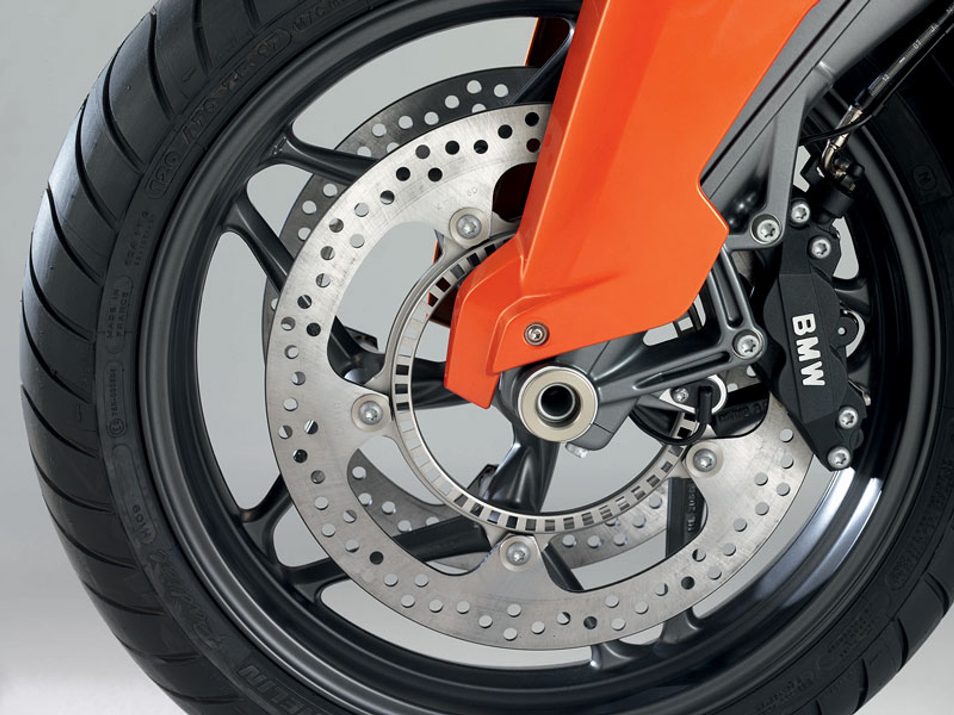 BMW Motorrad 2009: K 1300 S, K 1300 R, K 1300 GT (3x wideo HD!)